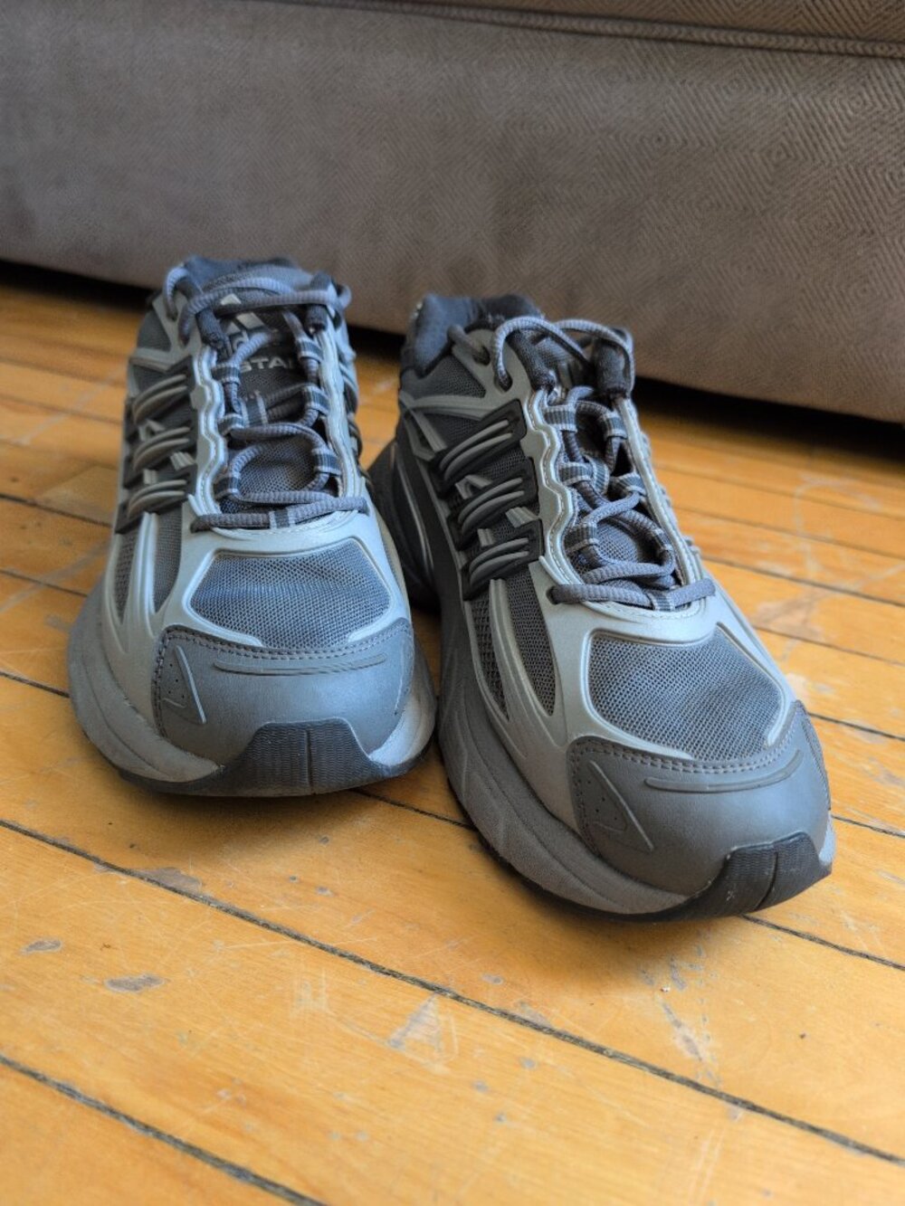 ADISTAR XLG 2.0 SHOES - Barely used sneakers - Picture 2 of 4